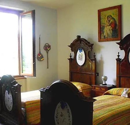 Alojamento de Acomodação e Pequeno-almoço Il Coniglio Sulla Luna 3*