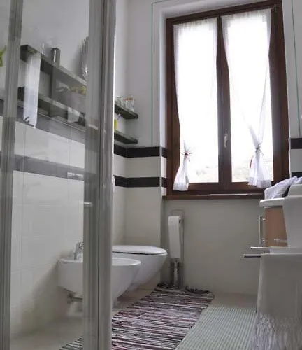 Il Coniglio Sulla Luna B&B 에르바